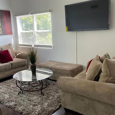 Entire residential home -Omaha Extérieur photo