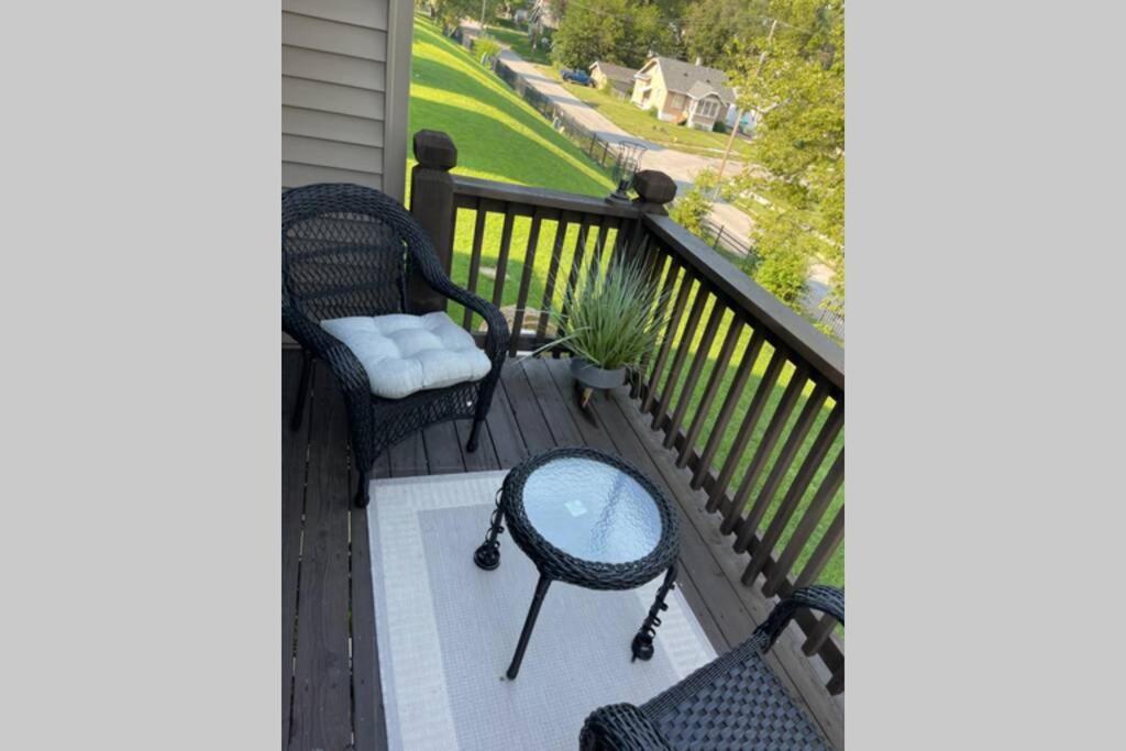 Entire residential home -Omaha Extérieur photo